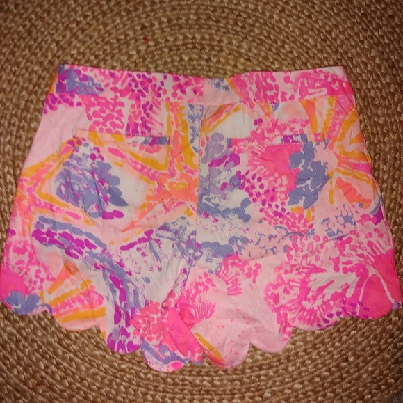 Lilly Pulitzer Buttercup shorts Paradise pink bohemian Sz.2 - Picture 3 of 9